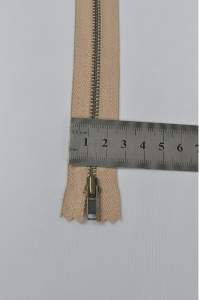 ZIP086  1號拉鏈  青古銅金屬拉鏈  密尾單頭拉鏈  不設單獨拉鍊訂購  側面照